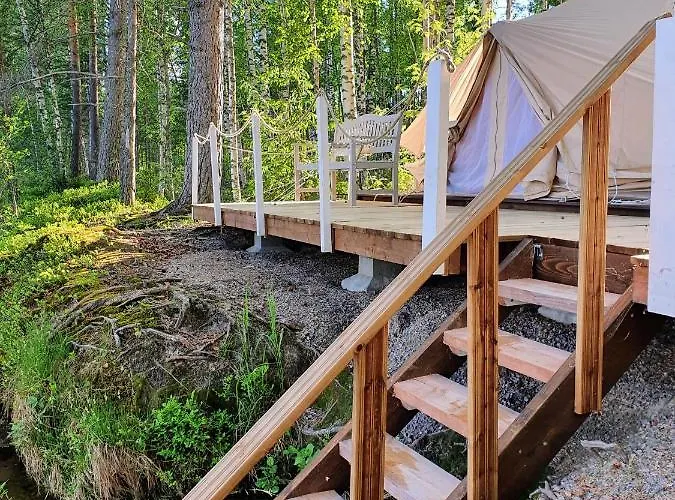 Luksusteltta Omalla Uimarannalla Campismo de Luxo *